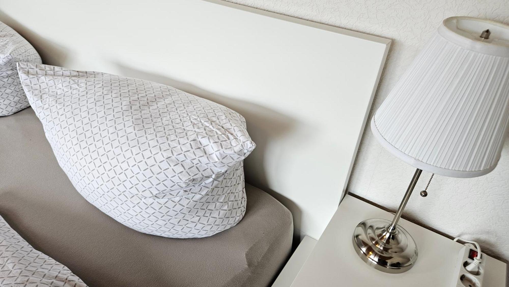 Hotel Dorfkrug Buesum - Guenstige Altbauzimmer Am Oland Extérieur photo